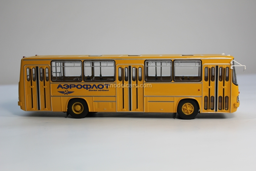 MODEL CARS Ikarus-260 Soviet Bus 1:43