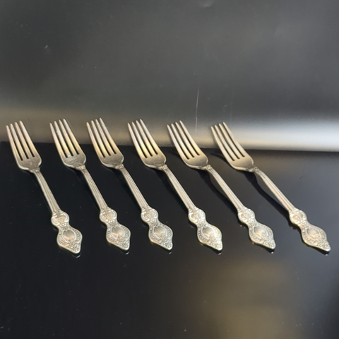 Вилки столовые набор из 6 штук клеймо Р3 мНЦ с изящным узором, винтаж СССР 1960-1980 гг