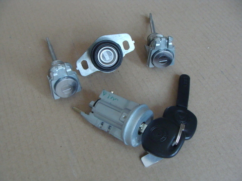 комплект ключ/личинка Geely MK  1018003964