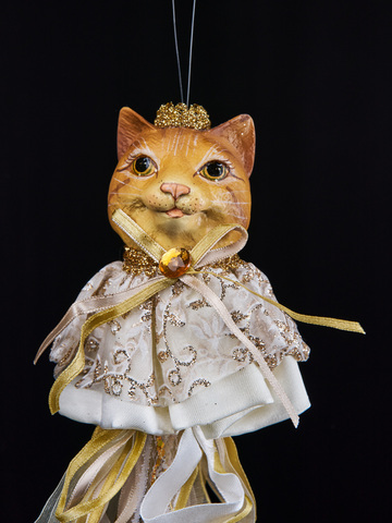 Елочная игрушка Принцесса-кошка 9х36см ChristmasDeLuxe кремовая