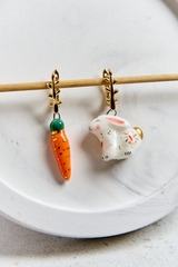 Серьги из фарфора «Кролик с морковкой», Беларусь