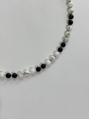 Говлит (колье из натуральных камней)