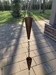Дождевая цепь «Конус», медный молотковый