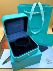 77266- Коробка/футляр TIFFANY для жёсткого браслета (комплект упаковки lux)