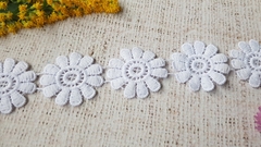 Кружево плетеное, ш. 3,5 см.