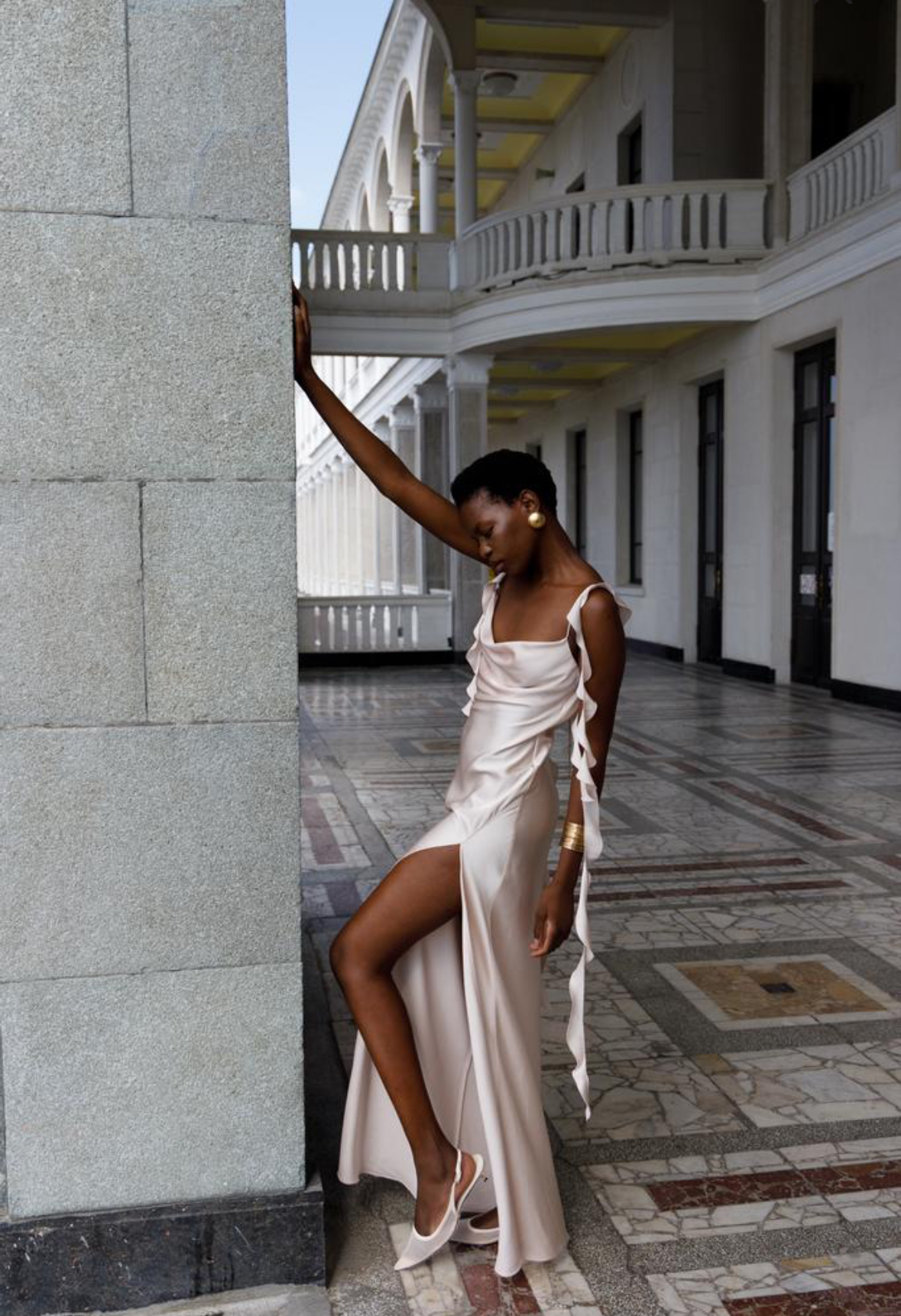 Платье Goddess