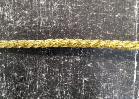 шнур люрикс 0,5мм  (3,5м) золото