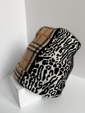 Шапка Burberry, 110