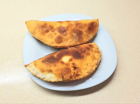Чебуреки с сыром сулугуни Домашняя кухня 0,5кг