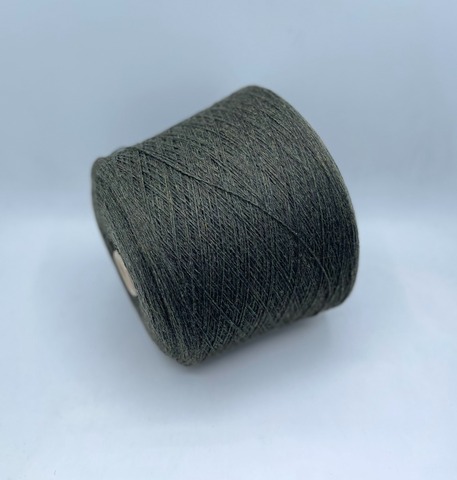 New Mill (пр.Италия),art- Velox 2/14,5 725м/100гр,40% меринос, 10% кашемир, 25% вискоза, 25% полиамид. цвет-Темно-зеленый меланж (561). арт.31943