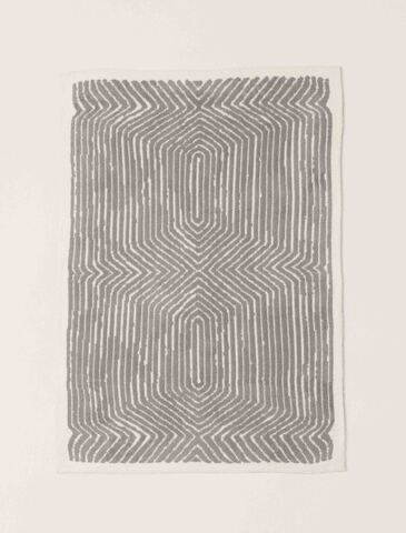 Плед 137х183 Barefoot Dreams Asscher кремовый с серым трикотажный