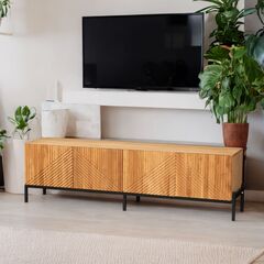 Дизайнерская тумба под телевизор 180 см Грувс из дуба с декоративными резными фасадами, на металлических ножках в стиле лофт