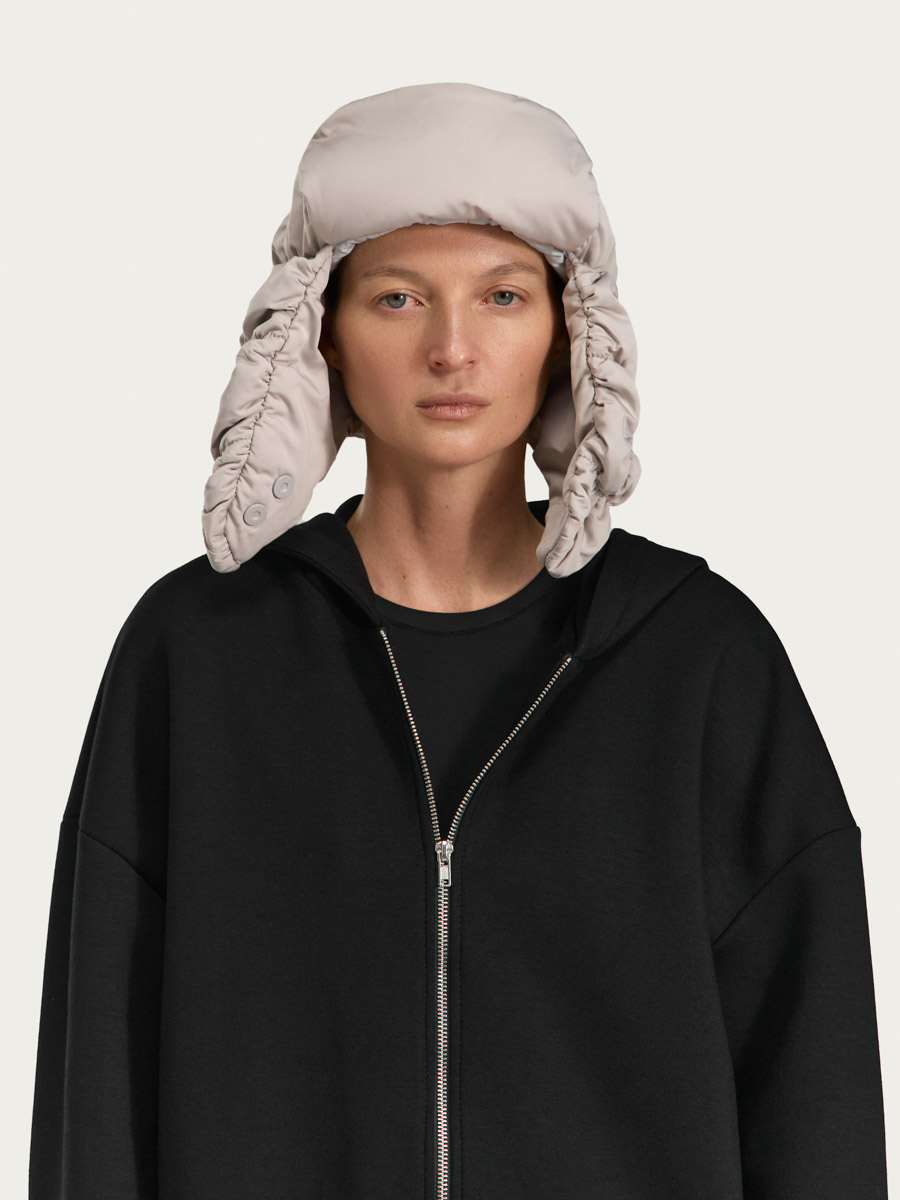 Loose fit long coat with tie belt