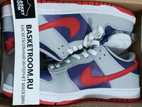 nike dunk samba on feet