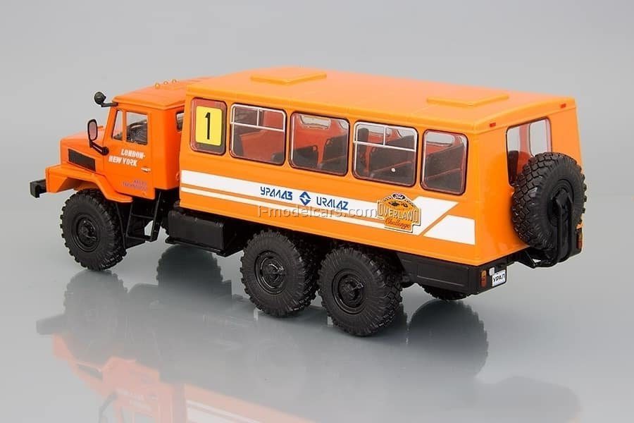 Amazon.co.jp: 【中古】1/43 URAL-4322 バストラック