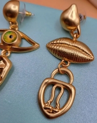 73139 - Серьги САЛЬВАДОР ДАЛИ ассиметрия style by Schiaparelli с подвесками