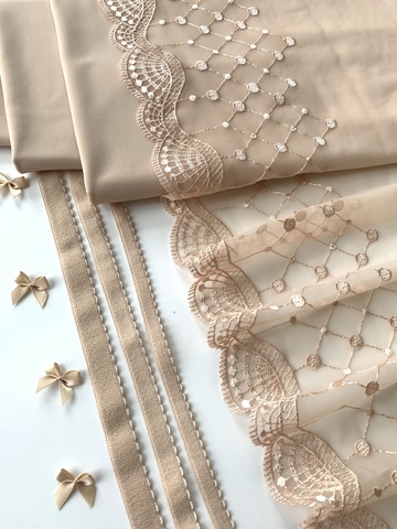 Вышивка на сетке бежевая 22 см, Китай