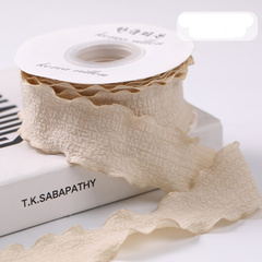 Лента полиэстер жатая с волнистым краем (4,0 см*9,14м), Белый песок