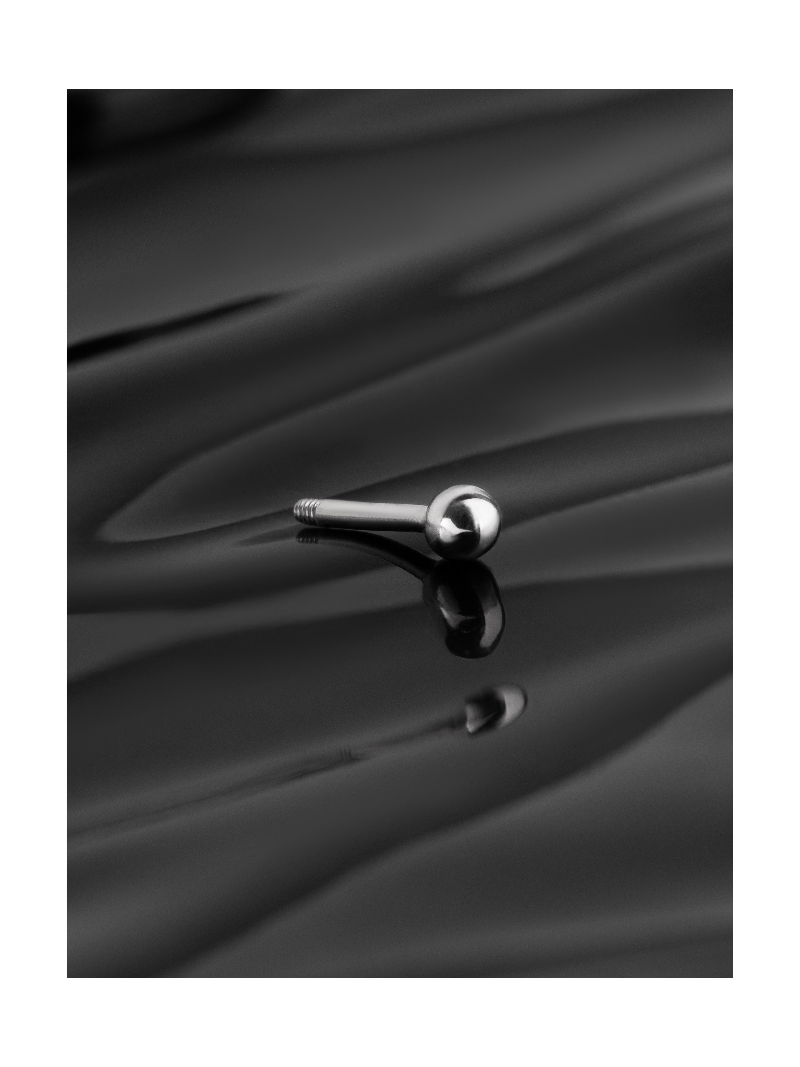 Пирсинг лабрет Плутон