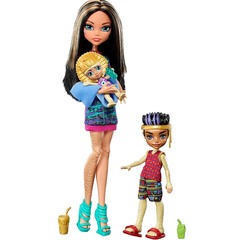 Клео, Люкс и Сенди де Нил. Семья монстров