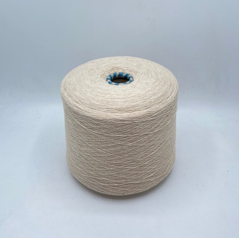 Lane Rossi (пр.Италия),art. EYRE, 1500 м/100гр,80% шерсть 20%полиамид, цвет-Кремовый. арт.32021