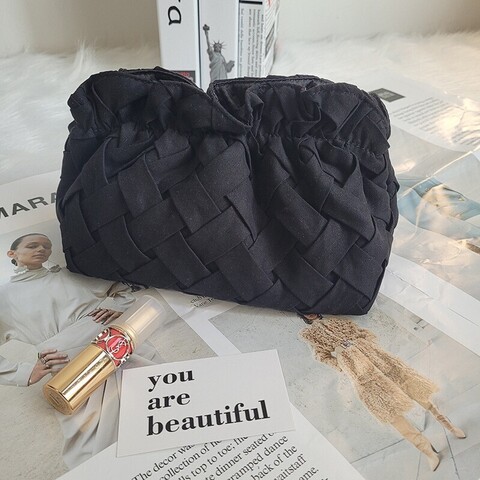 Косметичка с плетёной текстурой, черный K-05