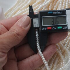 Жемчуг натуральный речной, приплюснутый, 3,6-3,4 мм на 2,4-2,2 мм, 1 нить, Ж001