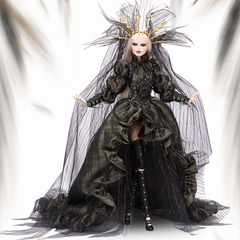 Мизи Каморра Королева Темного Леса