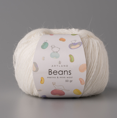 Пряжа "Beans", 5% шёлк, 20% мериносовая шерсть, 30% нейлон, 45% норка, 50гр-240м, (1уп=5шт), белый