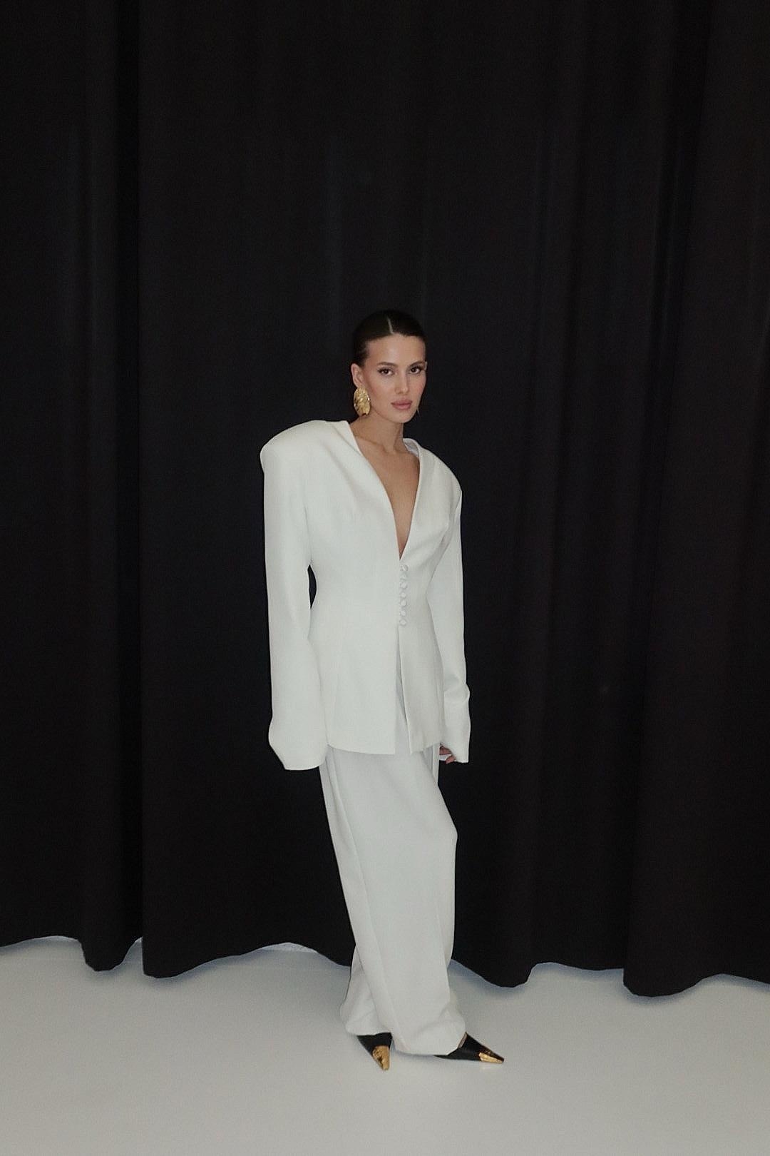 Брюки с высокой талией свободного кроя