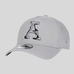 Бейсболка New Era X Alpha 940 Distressed A Cap Light Grey (Светло-серый)