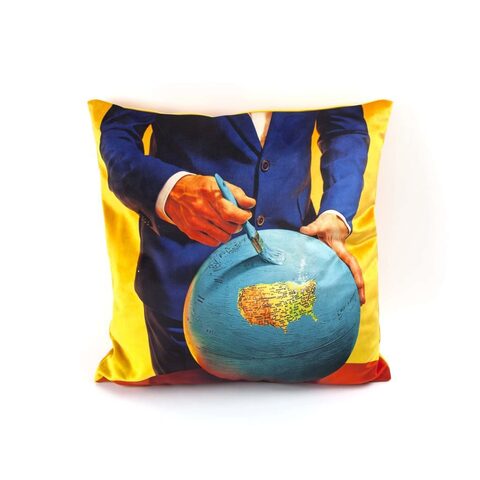 Подушка Toiletpaper Globe