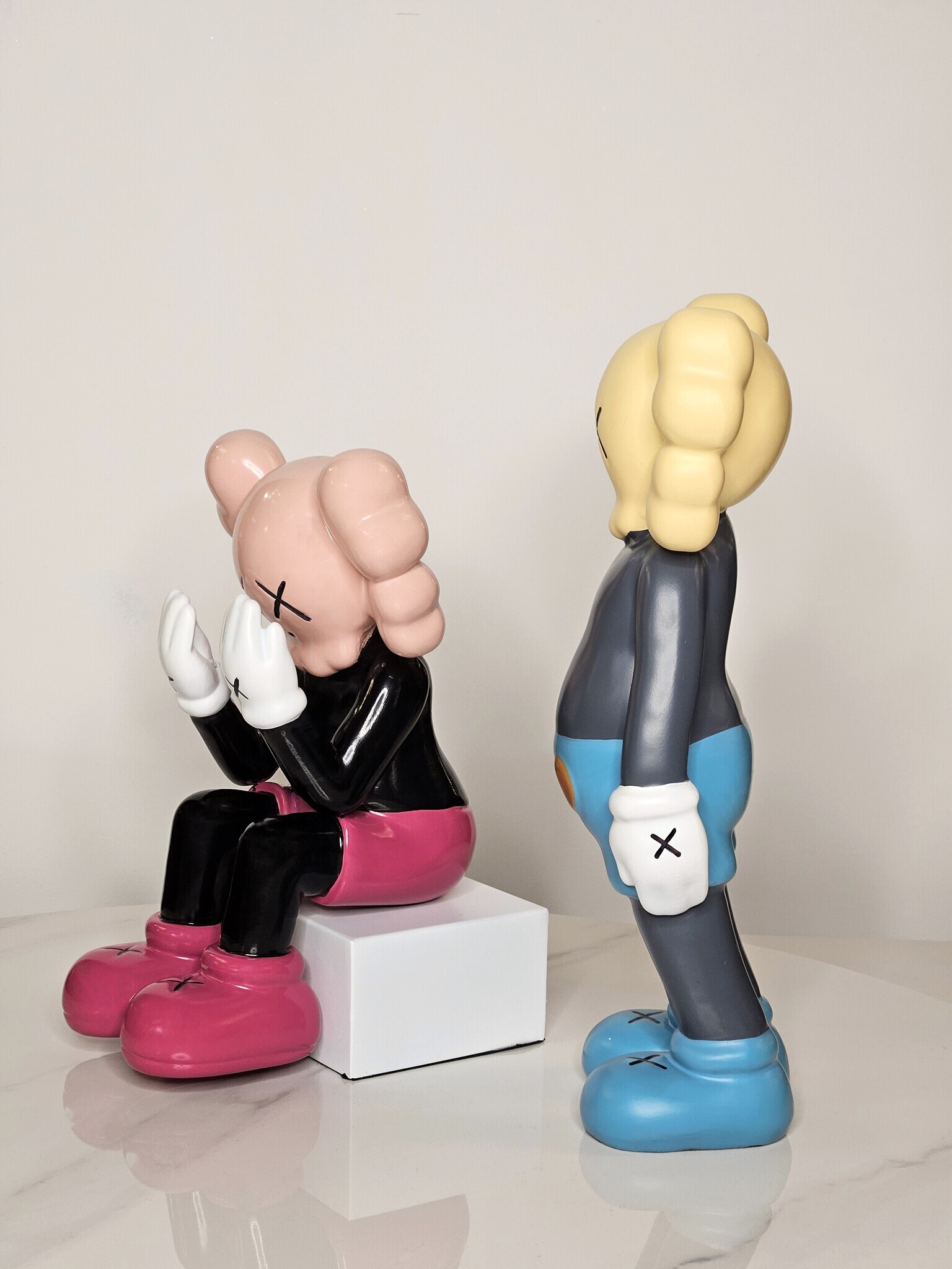 Статуэтка Kaws Morty Smith купить за 6300 р в Москве
