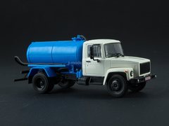 GAZ-3307 KO-503V waste disposal vacuum machine 1:43 Legendary trucks USSR #21