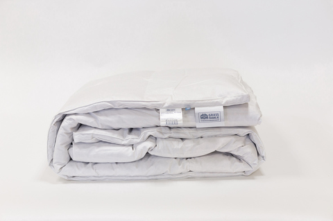 Одеяло пуховое всесезонное 200х220 German Grass White Familie Down