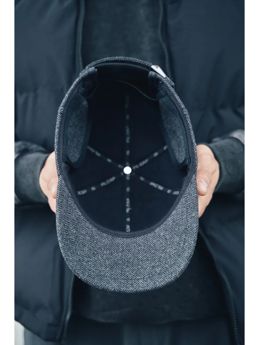 Кепка утепленная с ушками драповая с плащевой вставкой