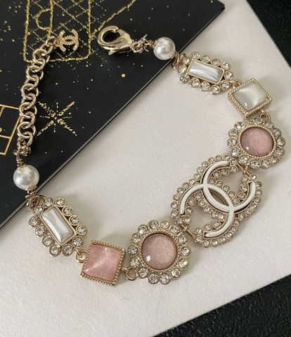 Браслет цепочка CHANEL с цветными вставками