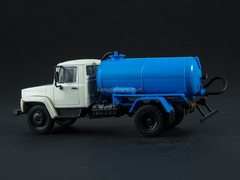GAZ-3307 KO-503V waste disposal vacuum machine 1:43 Legendary trucks USSR #21