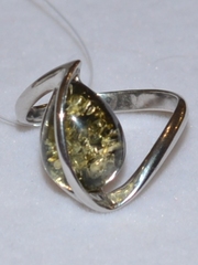 Янтарь 81103 (кольцо из серебра)