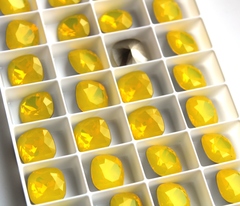 Подушечки 12*12 мм Yellow Opal