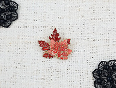 Брошь, р. 4,2х4,5 см