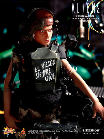 Aliens - USCM Private Vasquez 12 inch model kit