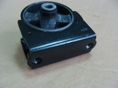 подушка двигателя передняя Geely Emgrand 1,8CVT FE1  1066001350