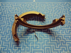 Кольцо DDE ST6560L 2017 гв  пластиковое для дефлектра  выброса снега (2 половинки+пружина) (KCM22A)