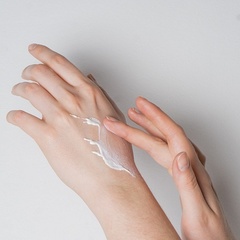 SmoRodina Солнцезащитный водостойкий спрей для тела и лица SPF 50, 100 мл