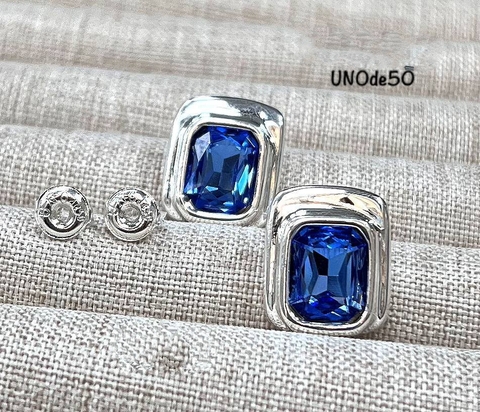 Серьги пусеты UNO de 50 прямоугольные с цветными вставками