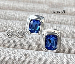 Серьги пусеты UNO de 50 прямоугольные с цветными вставками