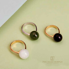 Кольцо Perlus. Зелёный нефрит, серебро.