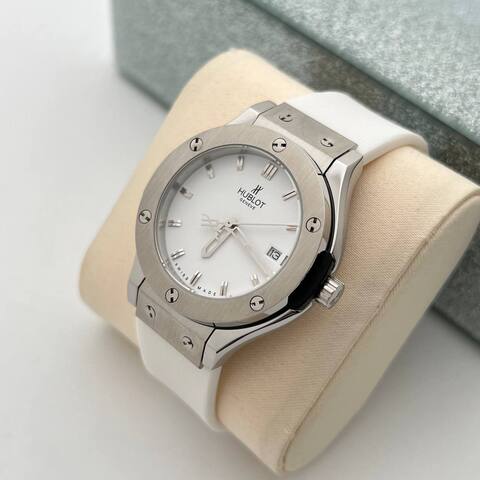Часы Hublot