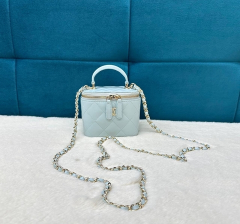 Сумка Chanel Vanity mini, голубой